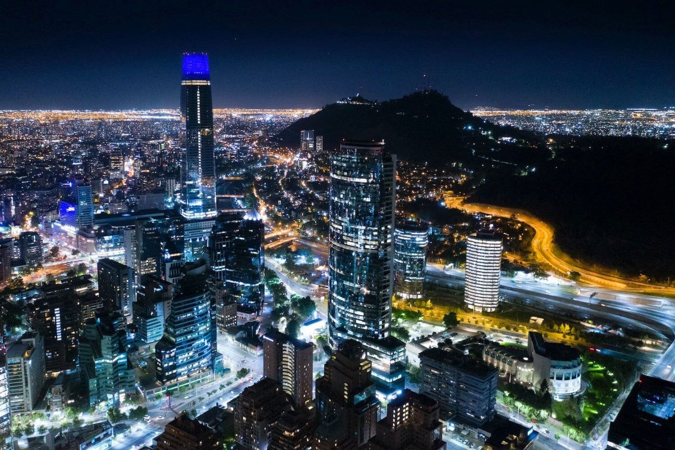 ¿Cómo conviene suministrar energía eléctrica en edificios multifamily?